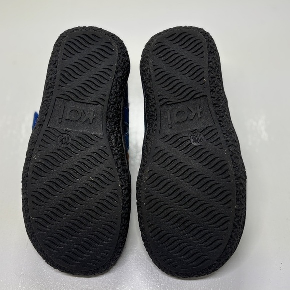 Kids Blue and Red See Kia Run sneakers size 11.5 - Picture 6 of 7